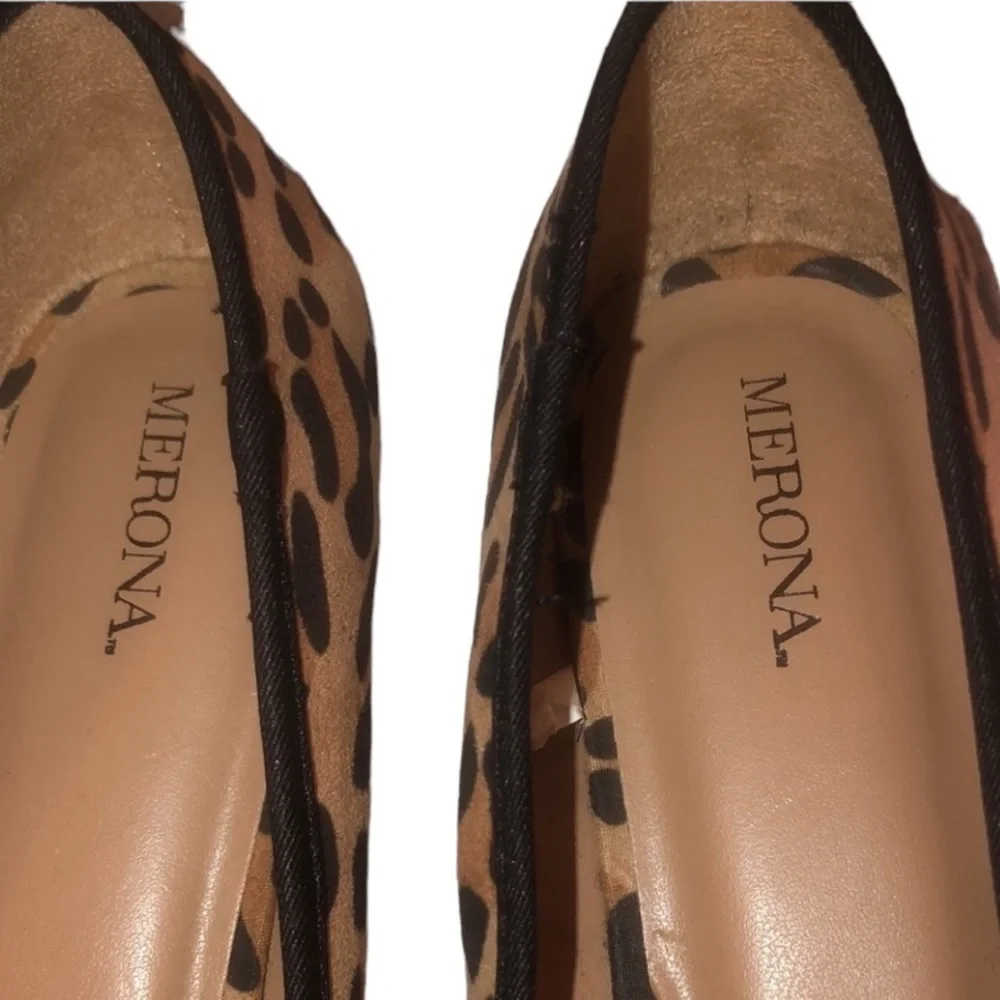 Merona size 10 leopard print flats faux suede bow detail like new true to size